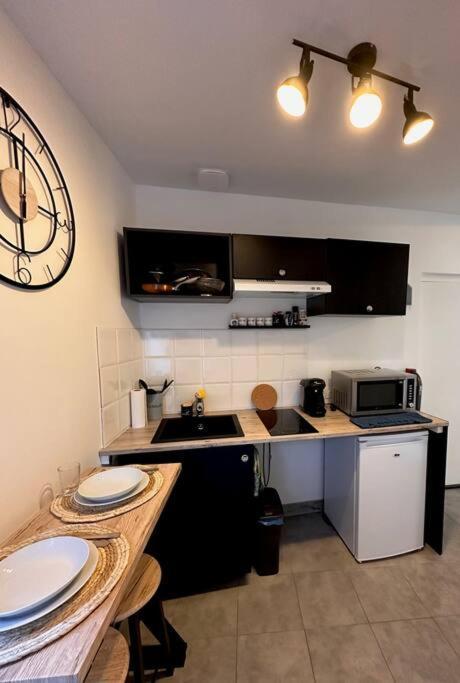 Studio En Ville Nevers Extérieur photo